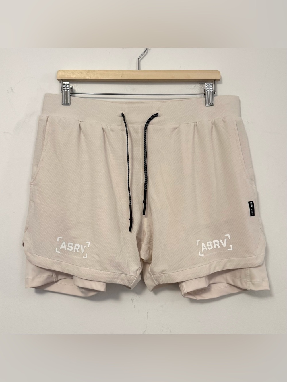 NWT ASRV Silver-Lite 5” Liner Shorts DSG-0222 Ivory Cream